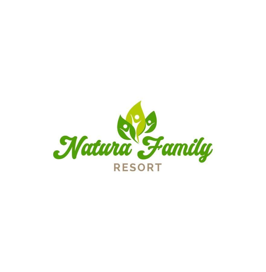 Natura Family Resort Avrig Bagian luar foto