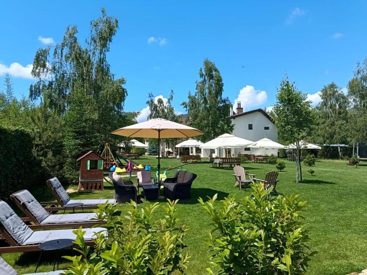 Natura Family Resort Avrig Bagian luar foto