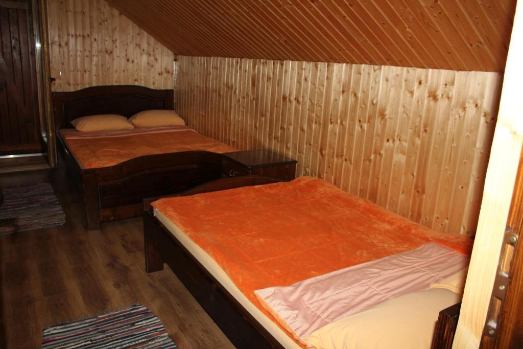 Natura Family Resort Avrig Ruang foto